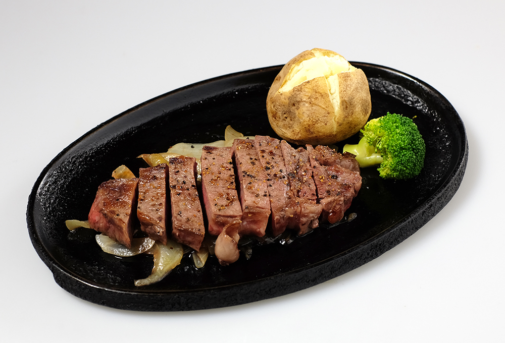 国産黒毛和牛ステーキ | レストラン青山